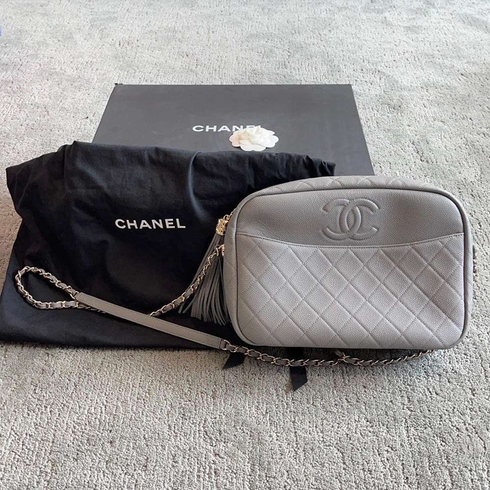 Chanel large quilted camera bag. NEW, NEVER USED